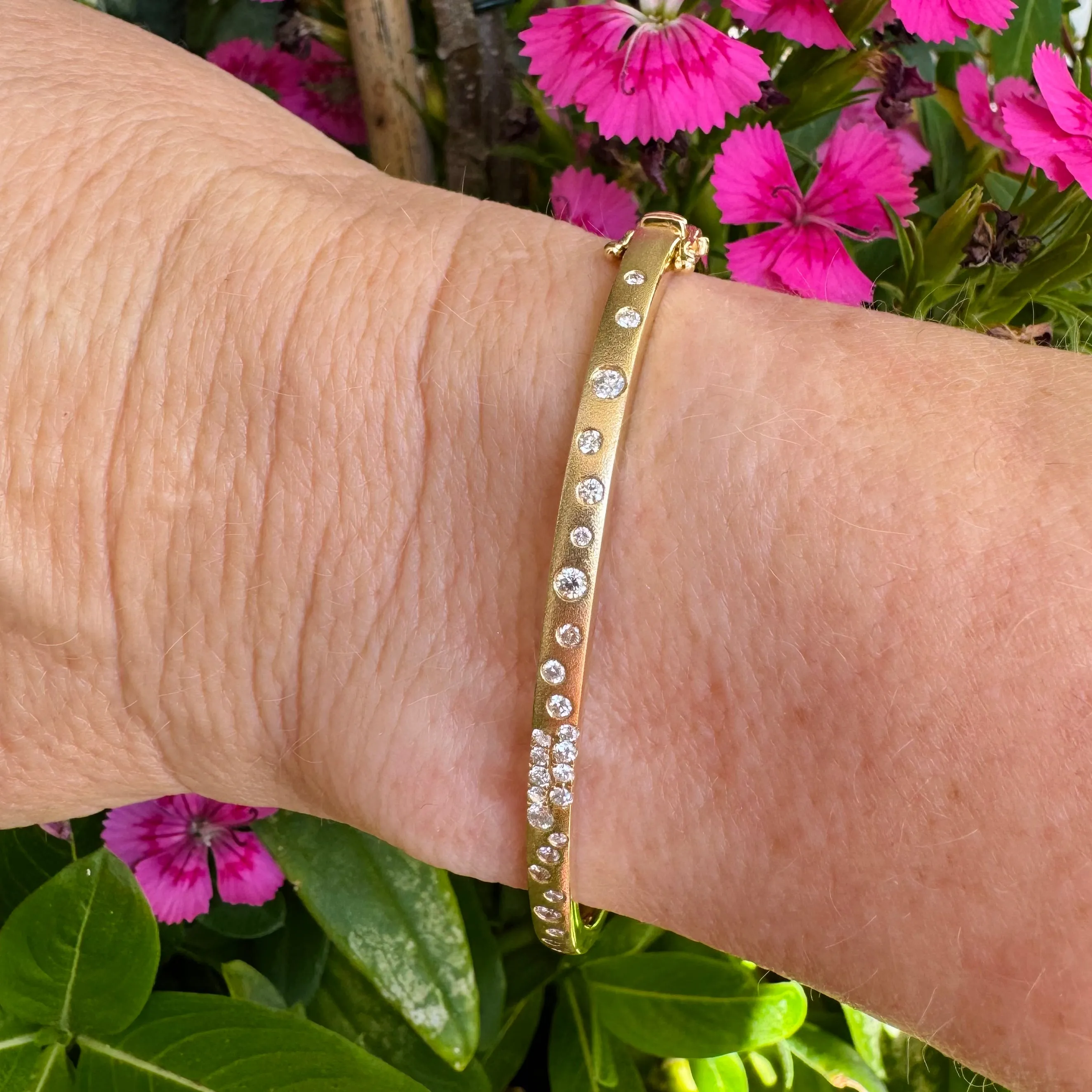Scattered Diamond Brush & Polish Bangle