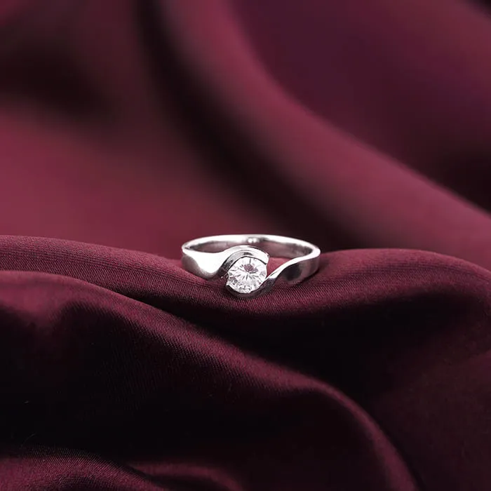 Silver Solitaire Twist Ring