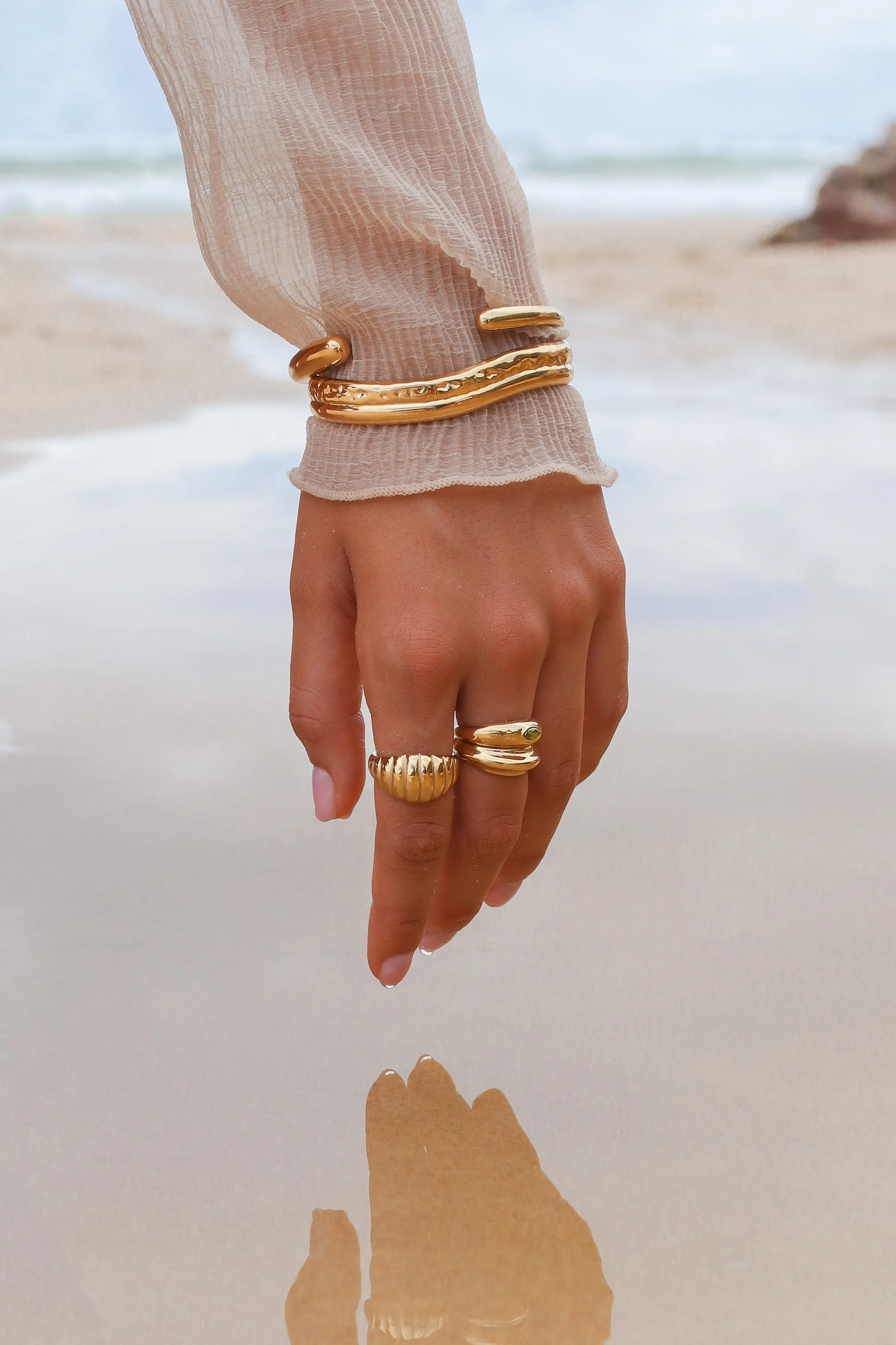 Suri - Stainless Steel Bangle