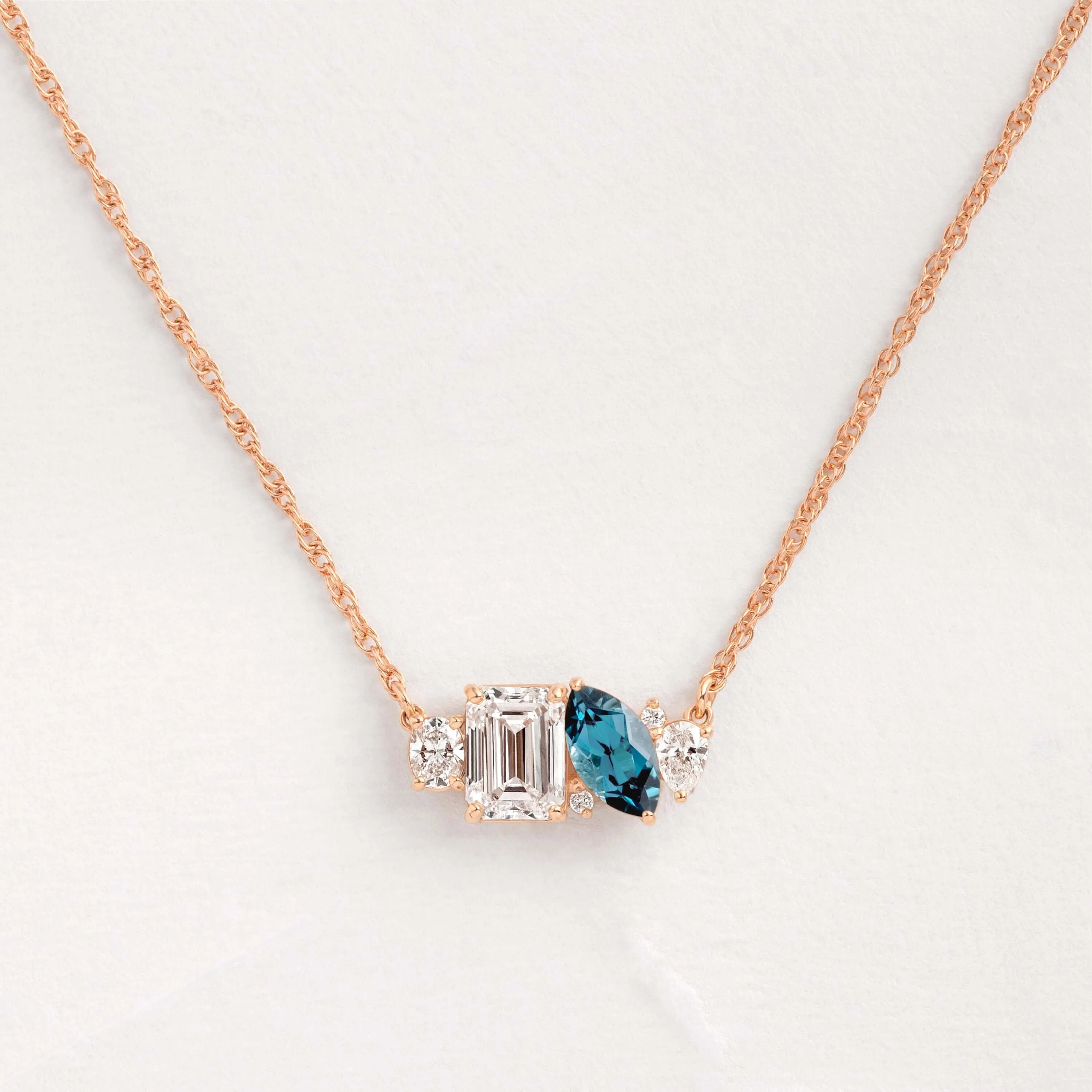 Toi et Moi et Le Reste Necklace