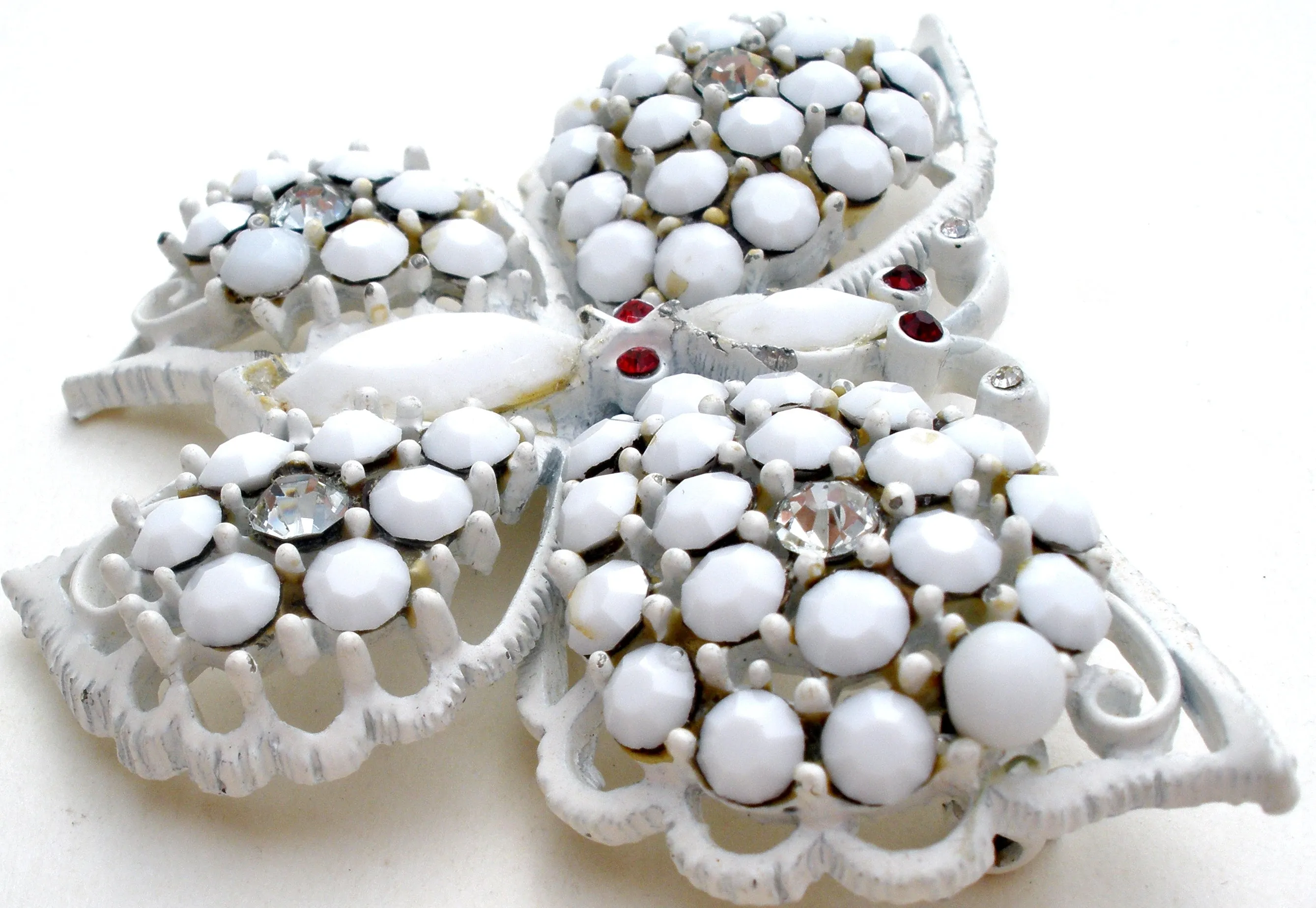 Weiss Milk Glass Rhinestone Butterfly Brooch Pin Vintage