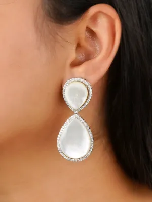 White Color Silver Plated Contemporary Earrings - CC-EAR10