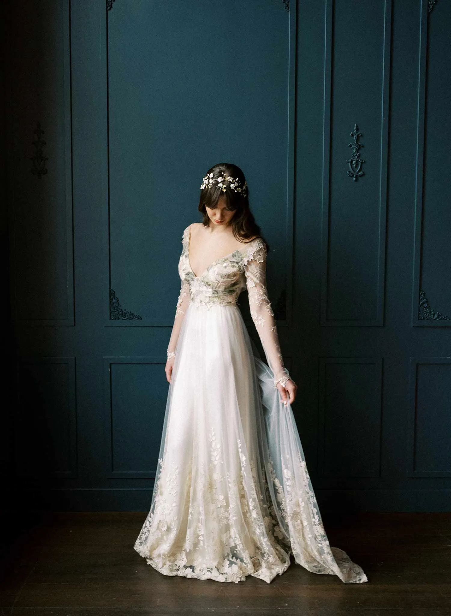 Wispy peony bridal hair vine - Style #2562